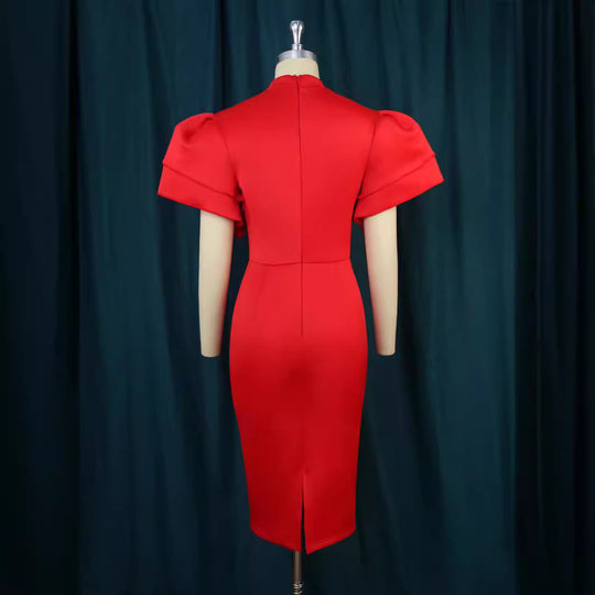Damen figurbetontes Kleid mit voluminösen Ärmeln EB