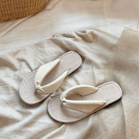 Damen Zehentrenner-Sandalen mit stylischem Riemendesign und komfortablem Fußbett EB