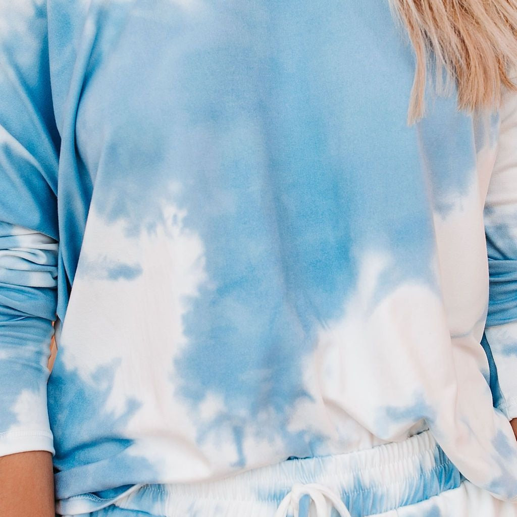Damen lässiger Oversized Pullover im Batikdesign EB
