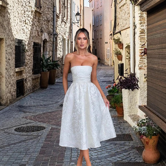 Damen Cocktailkleid mit elegantem Bustier-Oberteil und schwingendem Rock EB