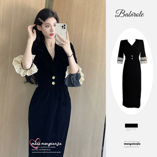 Damen elegantes Kleid mit Spitzenärmeln und dekorativen Knöpfen EB