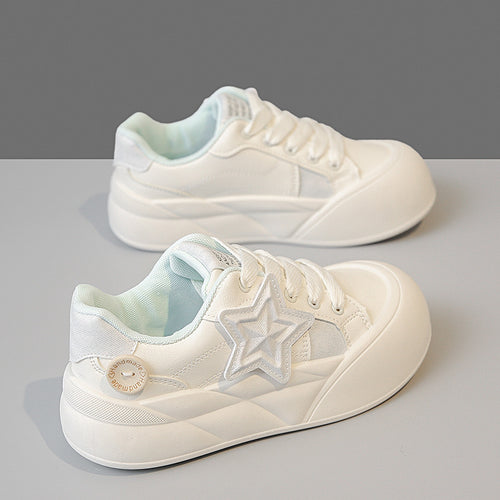 Damen Sneakers mit leichtem Profil und trendy Sternen-Details EB