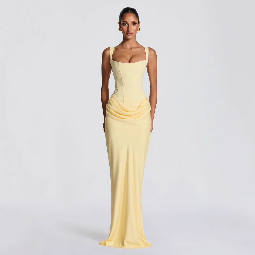 Damen Elegantes Maxikleid mit figurformendem Schnitt und zarten Drapierungen EB
