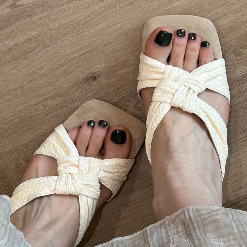 Damen Slip-On Sandalen mit elegante Faltendetails EB