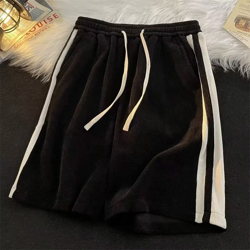 EB | Shorts aus Cord