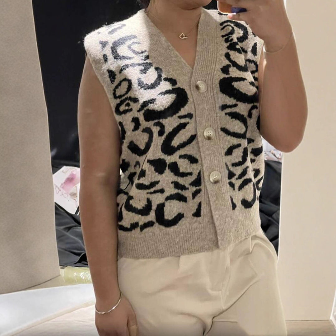 Damen Gemusterte Strickweste mit Knopfverschluss und Taschen EB