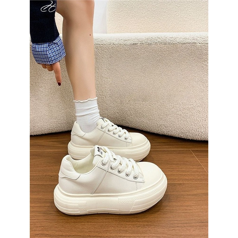 Damen Stadtliche Chunky-Laufschuhe mit auffälligem Design EB