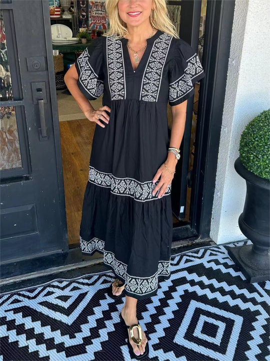 Damen Maxikleid mit eleganten Stickereien EB