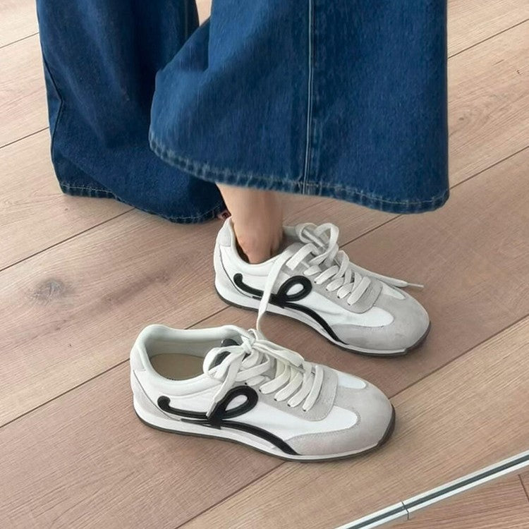 Damen modische Sneakers mit atmungsaktiver Oberflächenstruktur und dämpfender Sohle EB