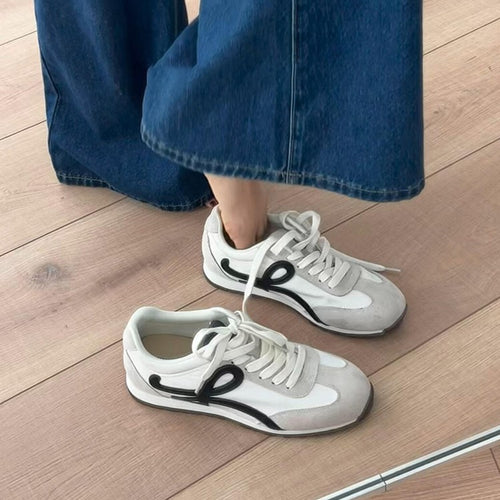 Damen modische Sneakers mit atmungsaktiver Oberflächenstruktur und dämpfender Sohle EB