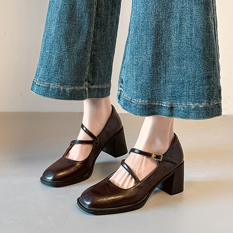 Damen Mary Jane Pumps mit elegantem Riemchen und komfortablem Blockabsatz EB