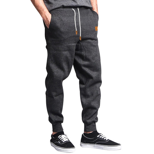 Herren nan konisch geschnittene Freizeithose aus Sweatstoff mit elastischem Bund Kordelzug und Rippbündchen EB