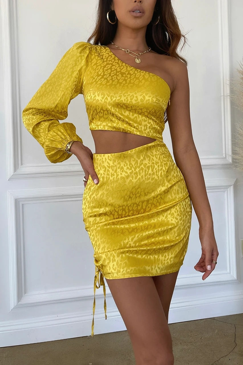 Damen Minikleid mit asymmetrischem Schnitt und raffinierten Rüschendetails EB