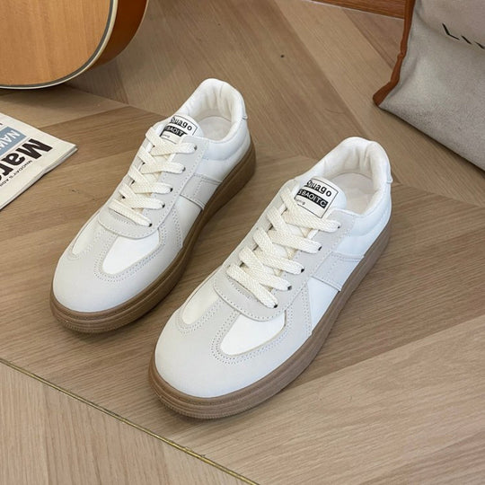 Damen Sneaker mit innovativer Sohle und klassischem Design EB