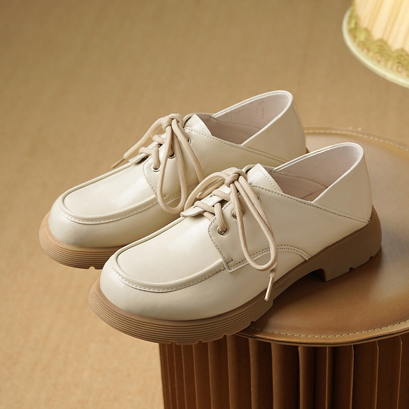 Damen Modische Halbschuhe mit robustem Profil und elegantem Design EB