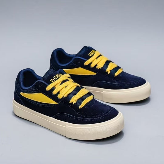 Damen Sportliche Sneaker mit modischem Veloursleder und bequemer Gummisohle EB
