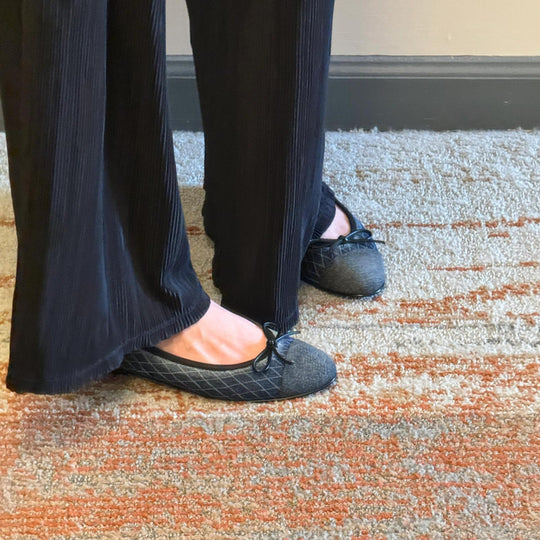Damen Ballerinas mit elegantem Schleifendetail und modernem Textiloberteil EB