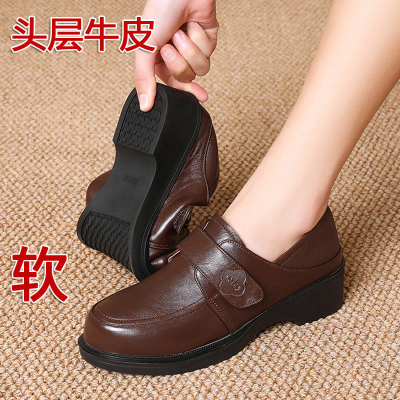 Damen Mokassins mit elegantem Riemen und dämpfendem Blockabsatz EB