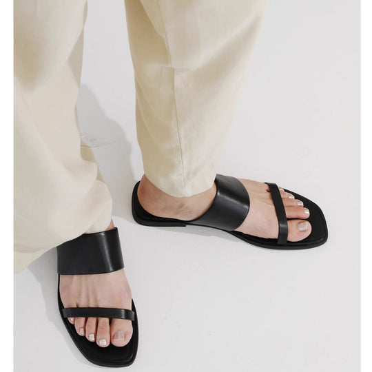 Damen Komfortable Zehentrenner-Sandalen mit breiten Riemen und ergonomischem Fußbett EB