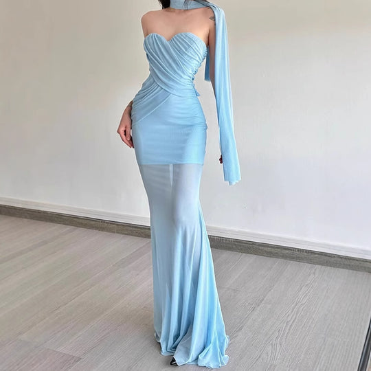 Damen Elegant geschnittenes Maxikleid mit asymmetrischem Ausschnitt und figurformendem Design EB