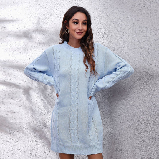 Damen Strickkleid mit modernen Zopfmuster und lässigem Schnitt EB