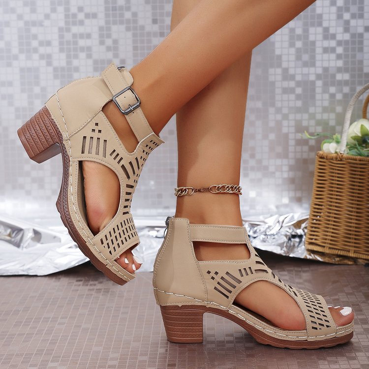 Damen Offene Sandaletten mit modischem Cut-Out Design und komfortablem Blockabsatz EB