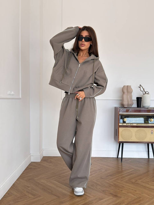 Damen Lässiges zweiteiliges Lounge-Set mit oversized Zipjacke und weitem Kordelzug-Hosenbund EB