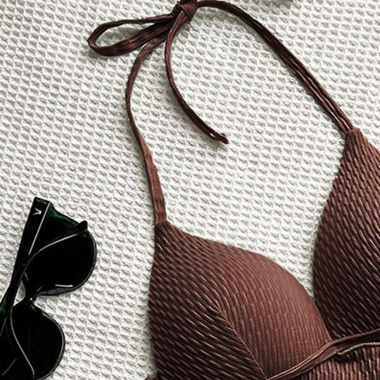 Damen Bikini-Set mit raffiniertem Wickeldesign und eleganten Halterträgern EB