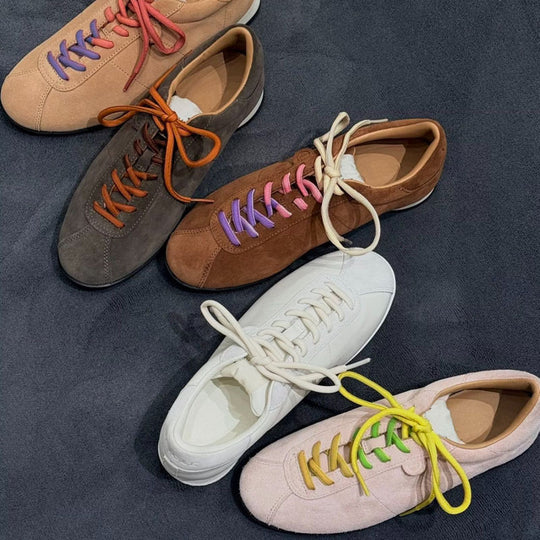Damen modische Suede Sneakers mit farbigen Schnürsenkeln EB