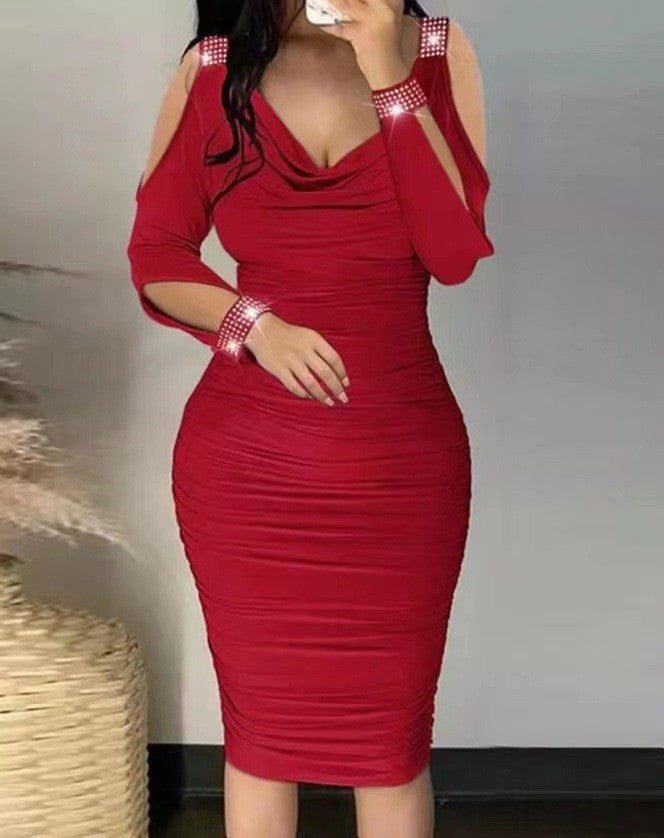Damen Figurumspielendes Kleid mit Schulterfreischnitt und Funkelelementen EB