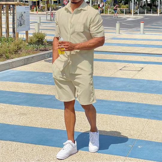 Herren lässiges Kurzarm-Walking-Outfit mit praktischen Taschen EB