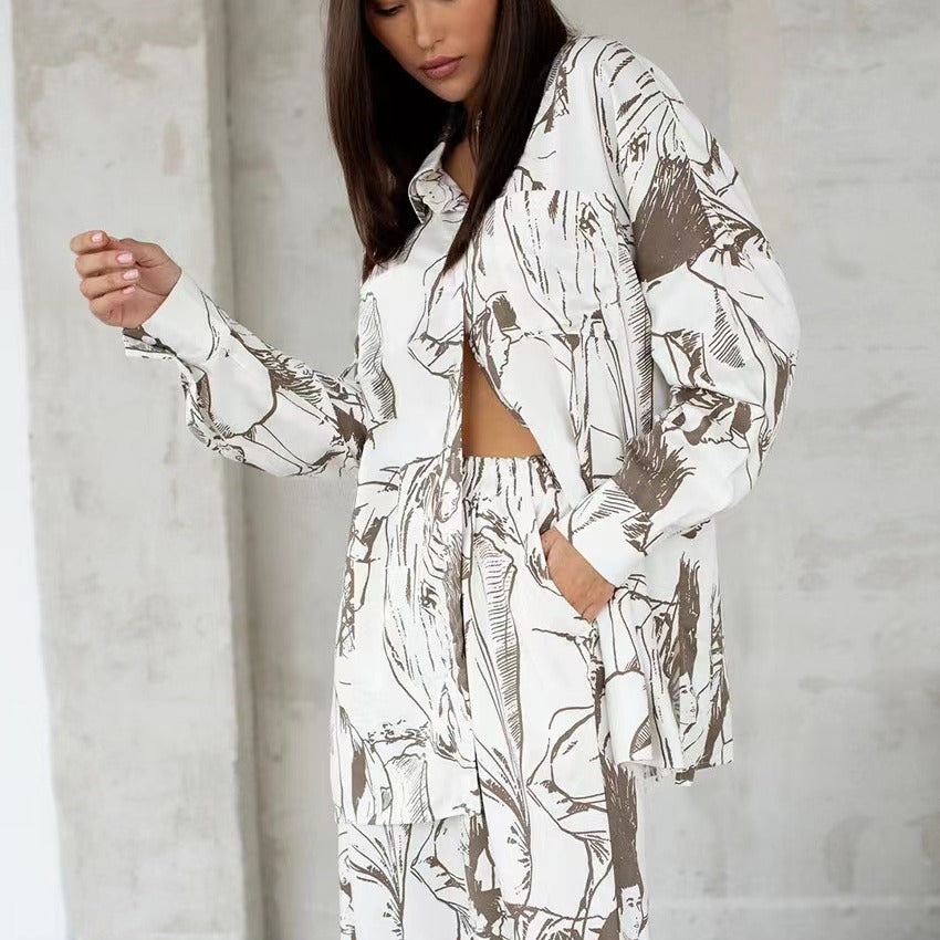 Damen Elegante und lässige Blusen-Hosen-Kombination EB