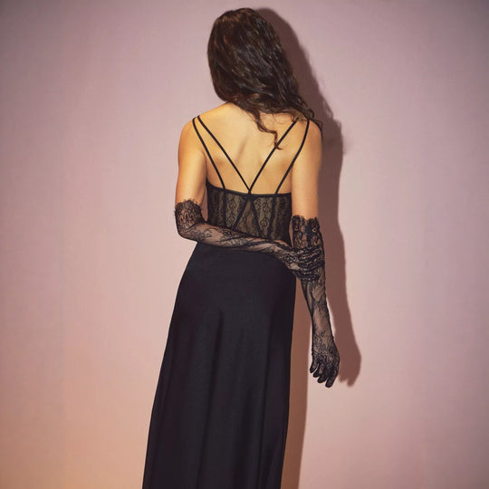 Damen Abendkleid mit transparentem Spitzenoberteil und elegantem Schnitt EB