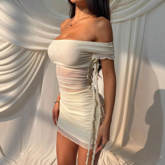 Damen Off-Shoulder Minikleid mit raffinierten Drapierungsdetails und verspielten Schnürungen EB