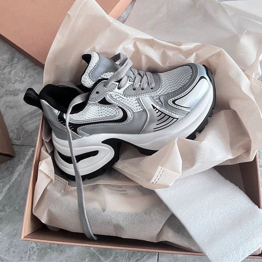 Damen Hochwertige Laufsneaker mit ergonomischer Dämpfung und atmungsaktiven Mesh-Einsätzen EB