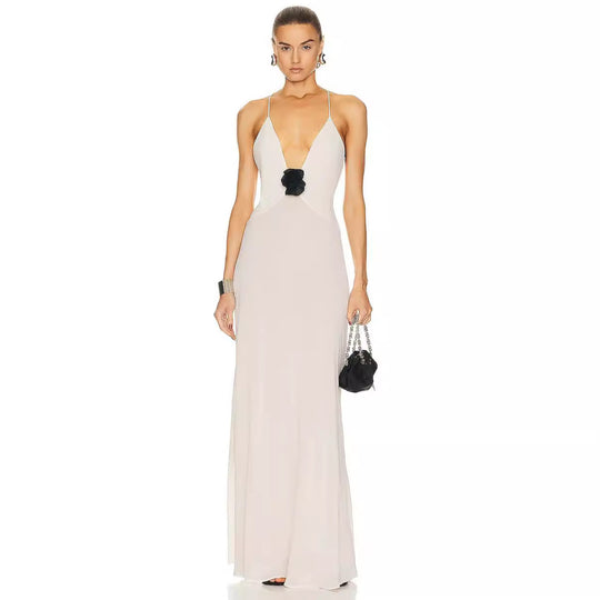 Damen Elegantes Maxikleid mit tiefer V-Ausschnitt und dekorativer Blüte EB