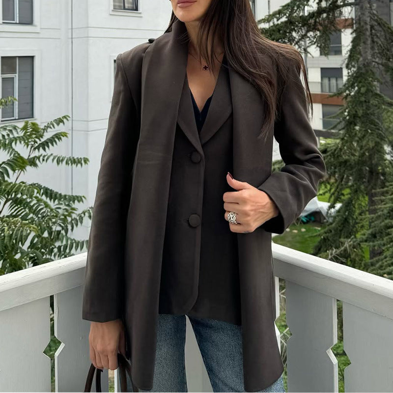 Damen eleganter Wintermantel mit schickem Kragen und passendem Schal EB