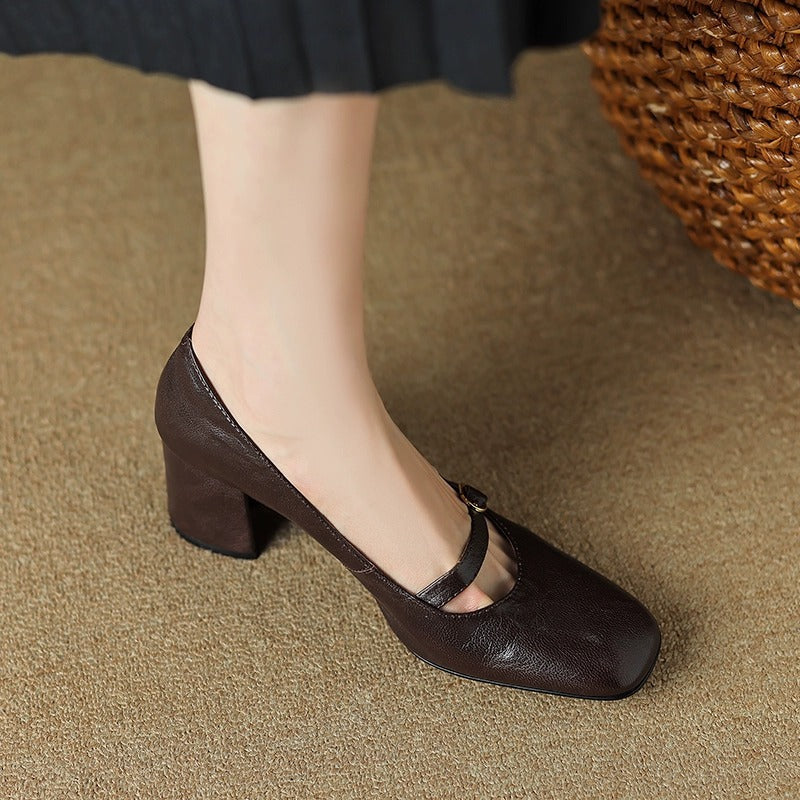Damen Ballerina-Pumps mit dekorativem Riemchen und komfortablem Blockabsatz EB
