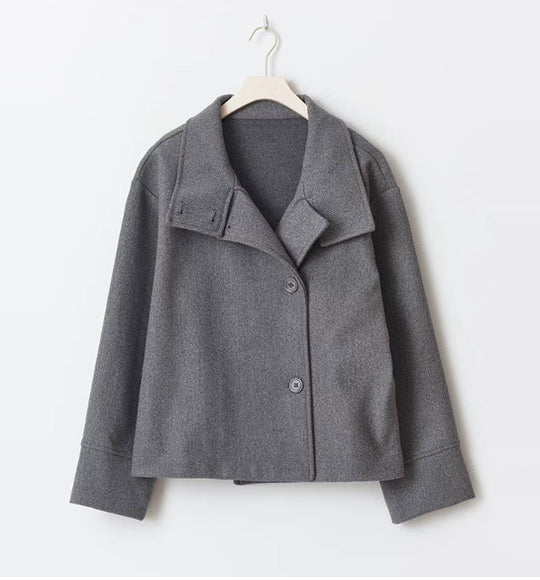 Damen Übergangsjacke mit modernem Reverskragen und eleganten Knopfdetails EB