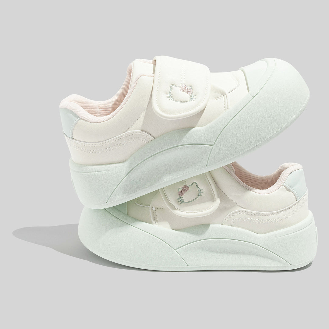 Damen Sneaker mit Klettverschluss und charmantem Tiermotiv EB