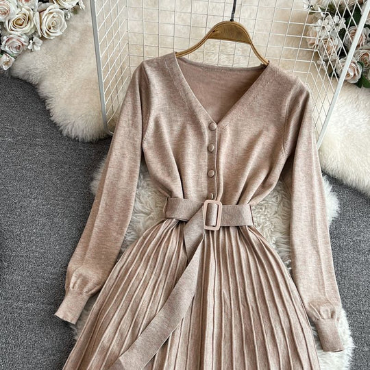 Damen Plissiertes Kleid mit Gürtel und V-Ausschnitt EB