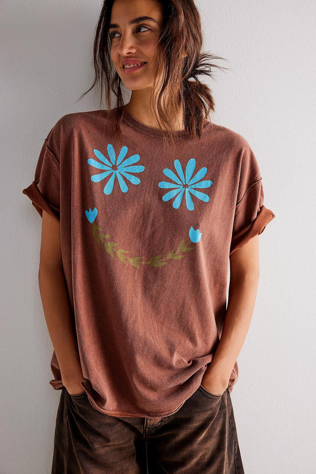 Damen lässiges T-Shirt mit floralem Smiley-Druck und Oversized-Schnitt EB