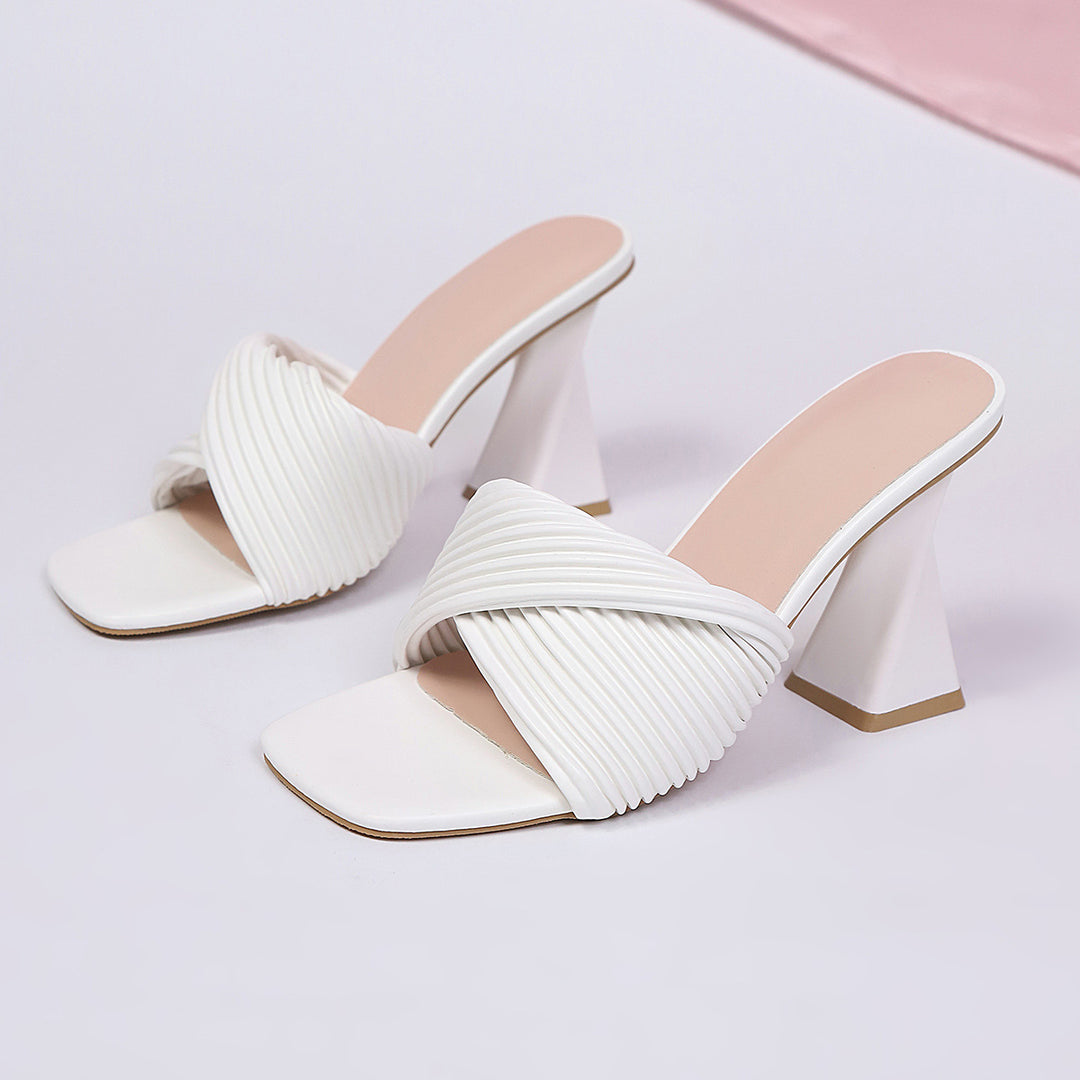 Damen Trendy Slipper mit strukturiertem Riemen und blockiertem Absatz EB