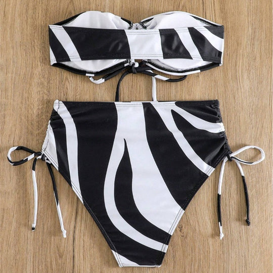 Damen Bandeau-Bikini mit verstellbaren Schnürdetails und modischem Muster EB
