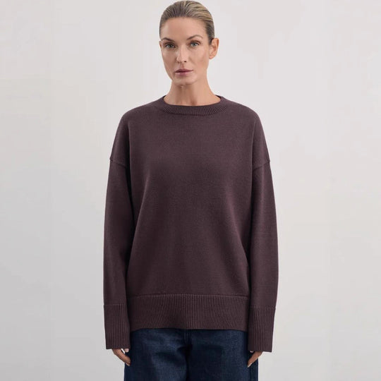 Damen Bequemer und eleganter Strickpullover mit überschnittenen Schultern und Rippenbündchen EB