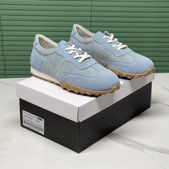 Damen Sportliche Sneaker mit hochwertigem Wildleder-Obermaterial und rutschfester Sohle EB