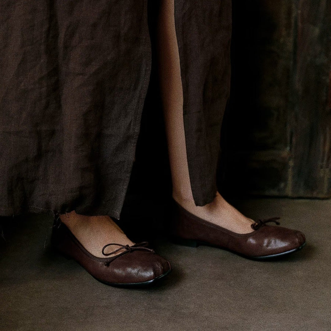 Damen Ballerina-Schuhe mit feinem Leder und zeitlosem Design EB