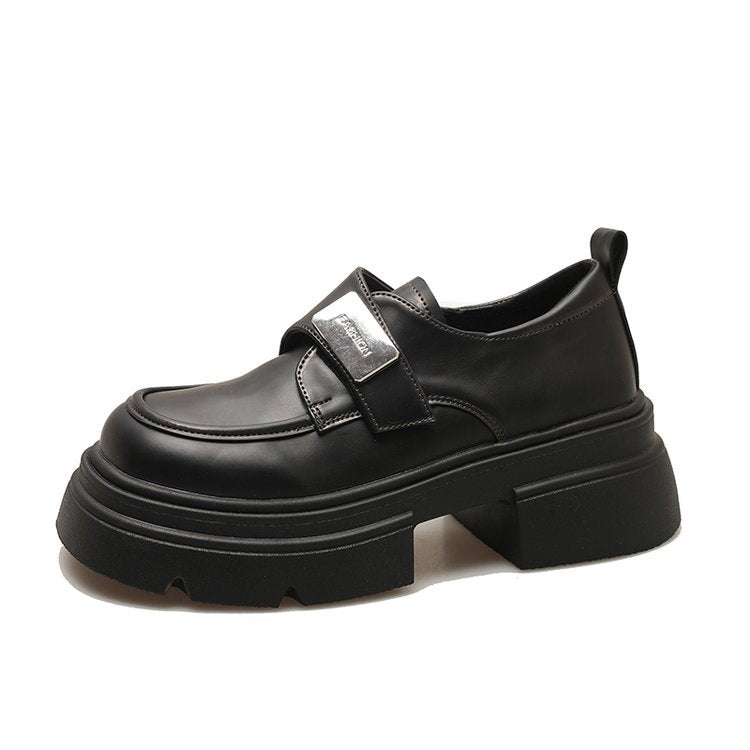 Damen elegante Loafers mit Metallakzent und robuster Sohle EB