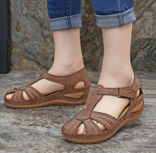 Damen Schnürsandalen mit offenem Zehenbereich und ergonomischer Sohle EB