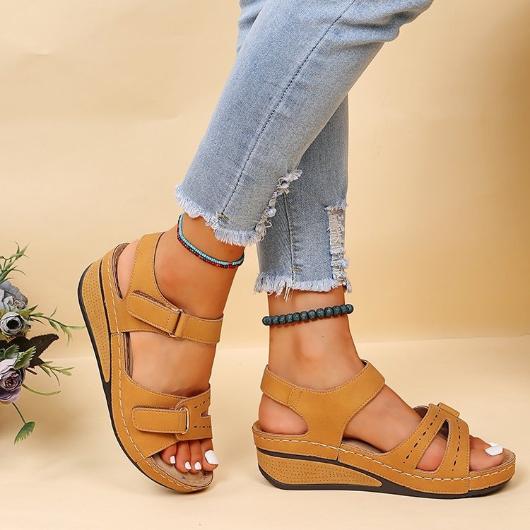 Damen  ergonomische Riemen-Sandalette mit dämpfender Memory-Innensohle und verstellbaren Klettverschlüssen EB